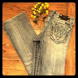 Miss Me Jeans Boot Light Wash. JP5341B MK 30 Sz 28